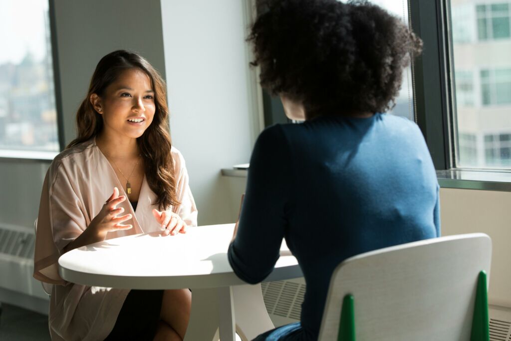 Consultation du CSE lors d&rsquo;un déménagement&nbsp;: obligations, délais et expertise 